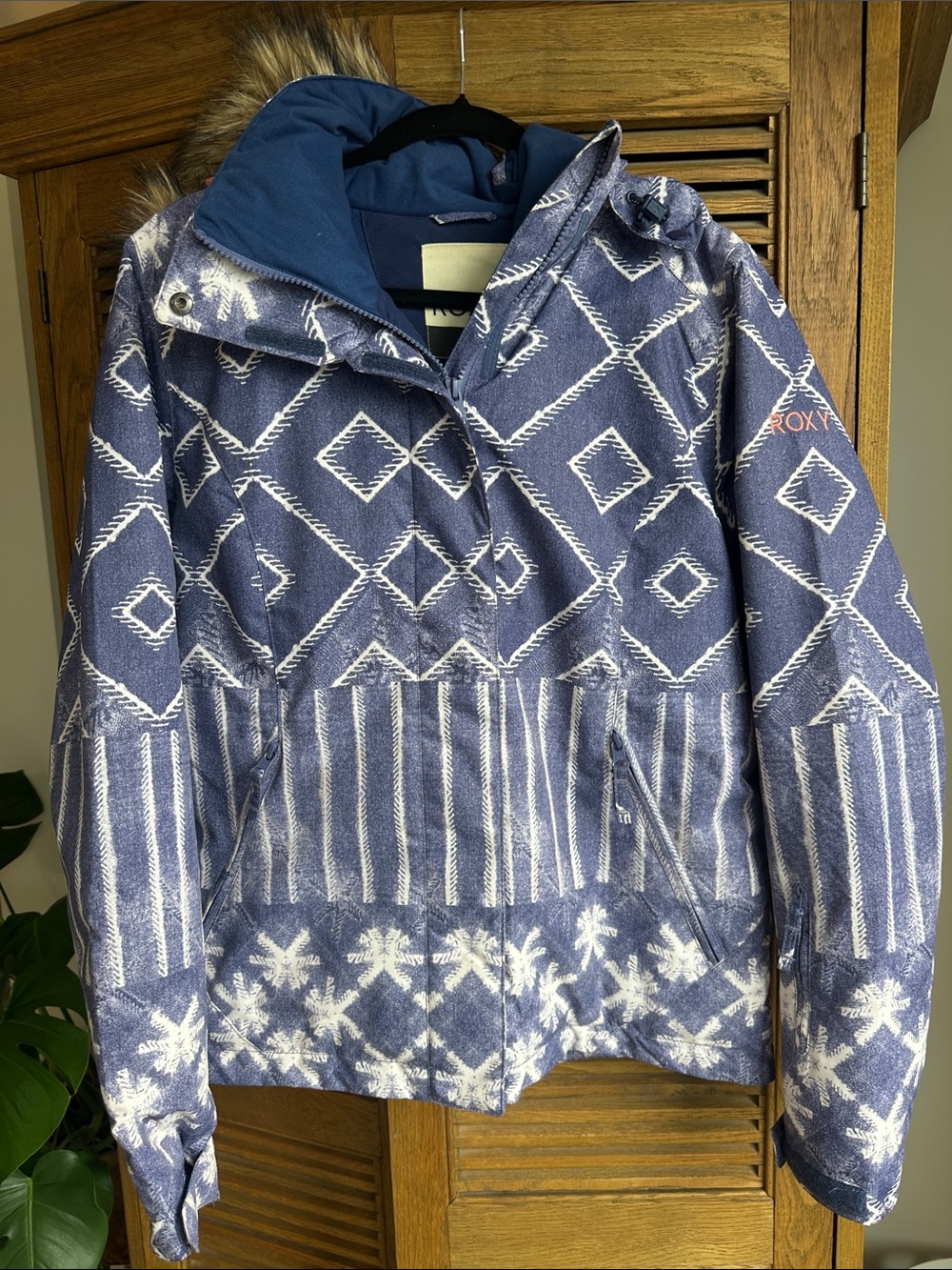 Roxy' Navy Blue & White Patterned Puffer Jacket with Faux Fur Hood
